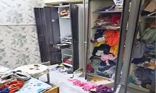 रिटायर्ड सरकारी अधिकारी के सूने मकान से लाखों के जेवर पार, FIR दर्ज