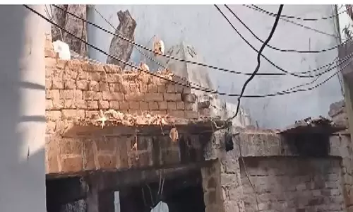 Uttar Pradesh: बुलंदशहर जिले में 32 साल पुराना मंदिर मिला Uttar Pradesh: बुलंदशहर जिले में 32 साल पुराना मंदिर मिला