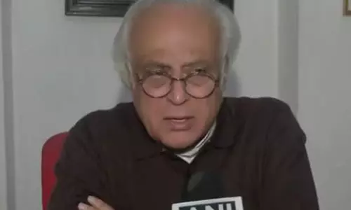इंदिरा गांधी ने स्वयं 42वें संशोधन के कई प्रावधानों को हटाने के लिए मतदान किया था: Jairam Ramesh इंदिरा गांधी ने स्वयं 42वें संशोधन के कई प्रावधानों को हटाने के लिए मतदान किया था: Jairam Ramesh