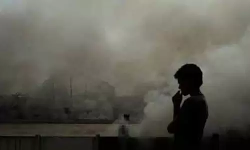 NGT : बेंगलुरु के नाइट्रोजन डाइऑक्साइड प्रदूषण को लेकर संयुक्त समिति गठित NGT : बेंगलुरु के नाइट्रोजन डाइऑक्साइड प्रदूषण को लेकर संयुक्त समिति गठित