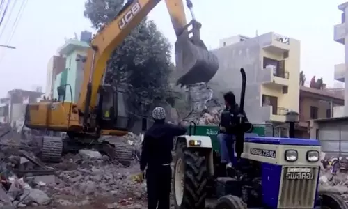 Mohali इमारत हादसा: घटनास्थल पर बचाव अभियान पूरा, दो लोगों के हताहत होने की खबर