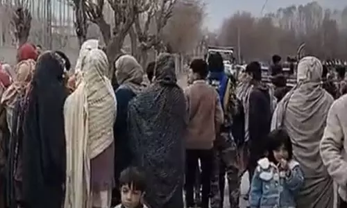 POGB के निवासियों ने लंबे समय तक बिजली कटौती के खिलाफ किया विरोध प्रदर्शन