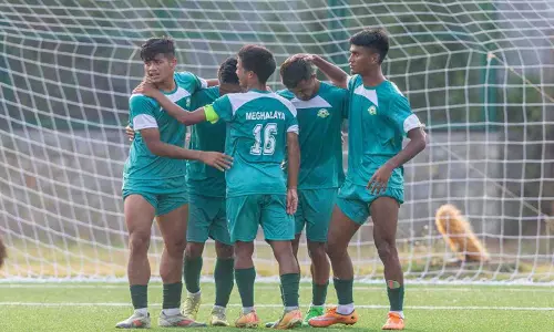Santosh Trophy: गोवा को हराकर मेघालय क्वार्टर फाइनल में पहुंचा Santosh Trophy: गोवा को हराकर मेघालय क्वार्टर फाइनल में पहुंचा