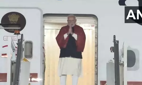 BIG BREAKING: कुवैत से भारत वापस लौटे PM मोदी