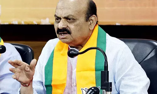 Belagavi के सुवर्ण सौधा में आयोजित शीतकालीन सत्र महज प्रतीकात्मक प्रतीत हुआ : बोम्मई Belagavi के सुवर्ण सौधा में आयोजित शीतकालीन सत्र महज प्रतीकात्मक प्रतीत हुआ : बोम्मई