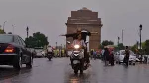 Delhi का मौसम और आज का AQI