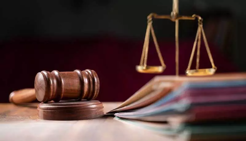 Haryana : सार्वजनिक सड़कों पर स्टंट करना लापरवाही ही नहीं Haryana : सार्वजनिक सड़कों पर स्टंट करना लापरवाही ही नहीं