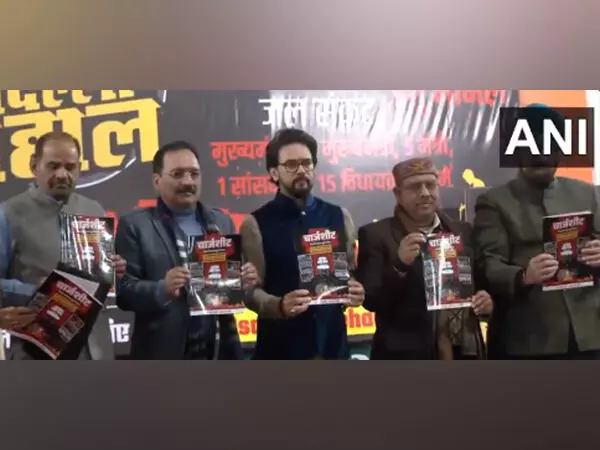 दिल्ली का AQI 500 पार, यमुना में है प्रदूषण की बहार, धन्यवाद केजरीवाल सरकार: BJP