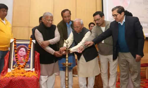 शारदा सिन्हा के गीत पुरबिया इलाके के सामाजिक, आर्थिक और लोक जीवन के प्रतिबिंब : हरिवंश शारदा सिन्हा के गीत पुरबिया इलाके के सामाजिक, आर्थिक और लोक जीवन के प्रतिबिंब : हरिवंश