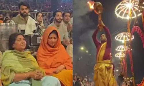 अभिनेत्री साई पल्लवी परिवार संग वाराणसी पहुंची, दशाश्वमेध घाट पर मां गंगा की विश्व प्रसिद्ध आरती में हुईं शामिल