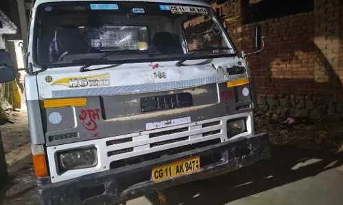 धान कोचिया पर एक्शन, 150 कट्टा धान सहित वाहन जब्त धान कोचिया पर एक्शन, 150 कट्टा धान सहित वाहन जब्त