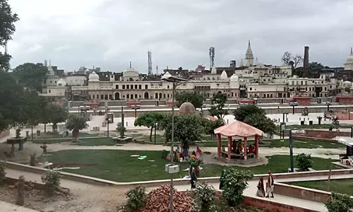 अयोध्या नगर निगम ने Kumbh में आने वाले श्रद्धालुओं के स्वागत के लिए कमर कस ली