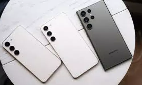 high-tech फीचर्स के साथ लॉन्च हुए ये फ्लैगशिप स्मार्टफोन्स, यहां चेक करे कीमत और खूबियाँ high-tech फीचर्स के साथ लॉन्च हुए ये फ्लैगशिप स्मार्टफोन्स, यहां चेक करे कीमत और खूबियाँ