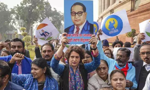 BJP और इंडिया ब्लॉक पार्टियों से जुड़े अंबेडकर विवाद पर संपादकीय BJP और इंडिया ब्लॉक पार्टियों से जुड़े अंबेडकर विवाद पर संपादकीय