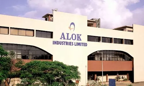 Alok Industries शेयर की कीमत में -0.24% कम