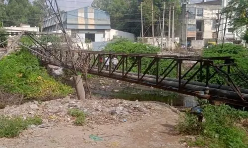 Faridabad: बुढ़िया नाले पर बना पुल खुलने से लोगों को मिली बड़ी राहत Faridabad: बुढ़िया नाले पर बना पुल खुलने से लोगों को मिली बड़ी राहत
