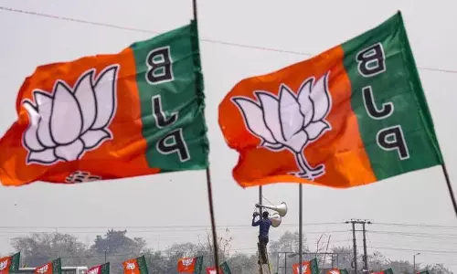 Kerala : भाजपा लड़ाई के मूड में; 31 संगठनात्मक जिलों के साथ पुनर्गठन होगा Kerala : भाजपा लड़ाई के मूड में; 31 संगठनात्मक जिलों के साथ पुनर्गठन होगा