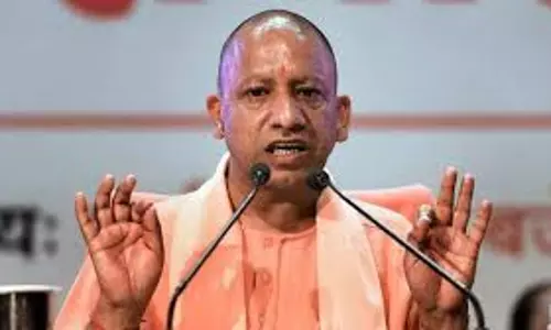 Lucknow: डबल इंजन की सरकार किसानों के लिए कर रही काम: मुख्यमंत्री योगी Lucknow: डबल इंजन की सरकार किसानों के लिए कर रही काम: मुख्यमंत्री योगी