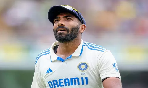 Bumrah का सामना करने के लिए स्ट्राइक रोटेशन और मजबूत डिफेंस अहम- साइमन कैटिच Bumrah का सामना करने के लिए स्ट्राइक रोटेशन और मजबूत डिफेंस अहम- साइमन कैटिच