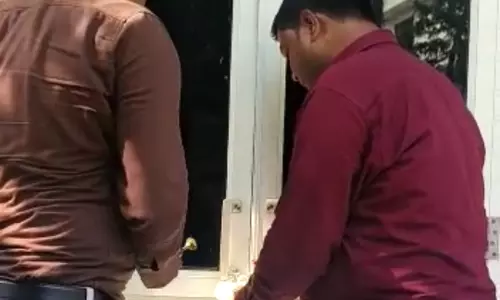 Morna: बिना कागज चल रहे हॉस्पिटल पर को नोटिस जारी
