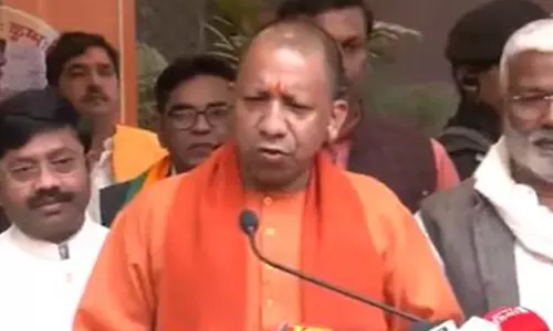 UP CM ने आगामी महाकुंभ की तैयारियों की समीक्षा की