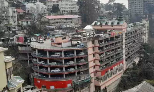 Shimla की पार्किंग क्षमता पर रिपोर्ट तैयार करेगा पैनल