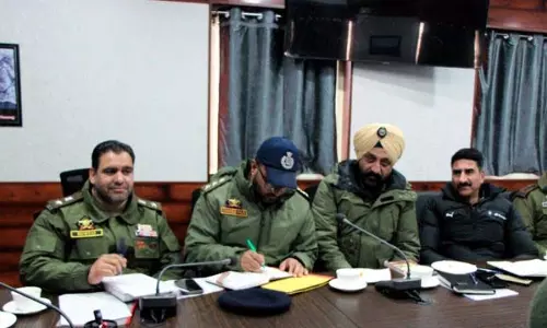 SSP कुलगाम ने अपराध-सुरक्षा की समीक्षा की SSP कुलगाम ने अपराध-सुरक्षा की समीक्षा की