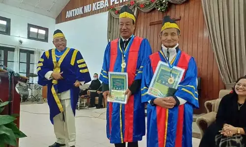 Nagaland :  समाज में योगदान के लिए 2 व्यक्तियों को सम्मानित किया गया
