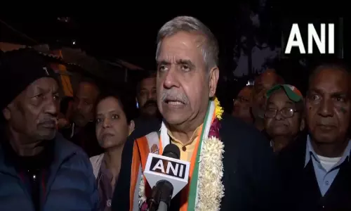 झुग्गियों में रहने वाले लोगो पर बोले विधानसभा सीट उम्मीदवार संदीप दीक्षित, VIDEO... झुग्गियों में रहने वाले लोगो पर बोले विधानसभा सीट उम्मीदवार संदीप दीक्षित, VIDEO...