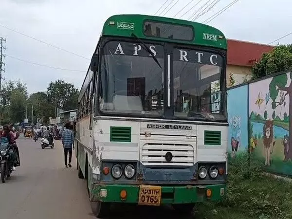 अनकापल्ली से चोरी हुई APSRTC की बस अल्लूरी में बरामद, संदिग्ध हिरासत में