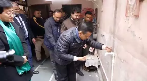 दिल्लीवालों को जल संकट से निजात दिलाने केजरीवाल ने की बड़ी घोषणा, वीडियो