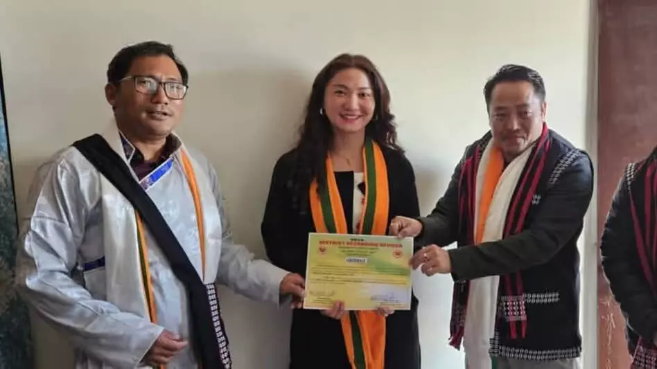 Arunachal : शि योमी जिले में पहली महिला भाजपा अध्यक्ष चुनी गई याकेन पुजेन