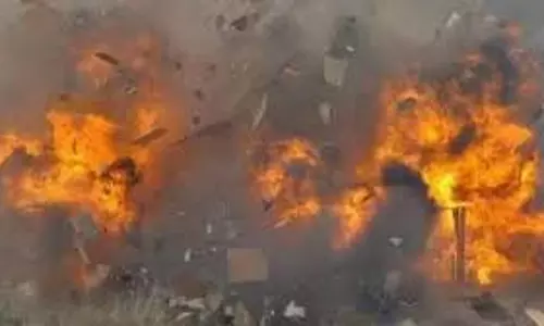 Bareilly:   तेज धमाके के साथ टैंकर में विस्फोट,दो लोग घायल