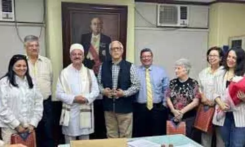 ईरान के पारसी धर्मगुरु 10 दिवसीय भारत दौरे पर ईरान के पारसी धर्मगुरु 10 दिवसीय भारत दौरे पर