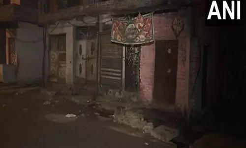 Delhi : नाबालिगों द्वारा चाकू घोंपने से 21 वर्षीय युवक की मौत, एक अन्य घायल