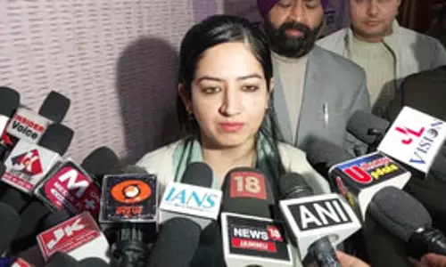 उधमपुर में प्रशासन गांव की ओर अभियान के तहत सुशासन सप्ताह का आयोजन, डिप्टी कमिश्नर ने बताया उद्देश्य उधमपुर में प्रशासन गांव की ओर अभियान के तहत सुशासन सप्ताह का आयोजन, डिप्टी कमिश्नर ने बताया उद्देश्य