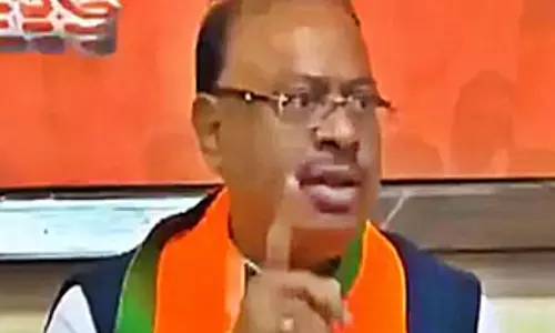 चंद्रशेखर बावनकुले ने राहुल गांधी को बताया नौटंकीबाज, बोले- वे केवल राजनीति करने आए हैं चंद्रशेखर बावनकुले ने राहुल गांधी को बताया नौटंकीबाज, बोले- वे केवल राजनीति करने आए हैं