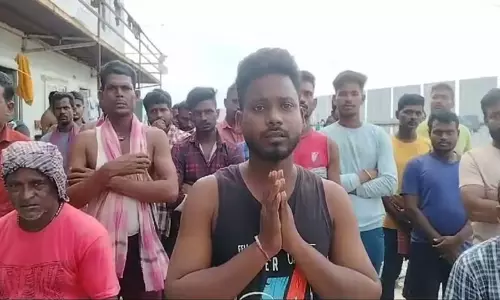 Odisha: ओडिया श्रमिकों ने सरकार से मालदीव से उन्हें बचाने का आग्रह किया Odisha: ओडिया श्रमिकों ने सरकार से मालदीव से उन्हें बचाने का आग्रह किया