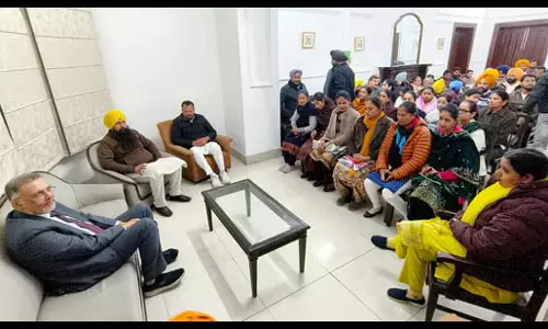 MC polls के नतीजे सत्तारूढ़ आप के लिए मिले-जुले रहे MC polls के नतीजे सत्तारूढ़ आप के लिए मिले-जुले रहे