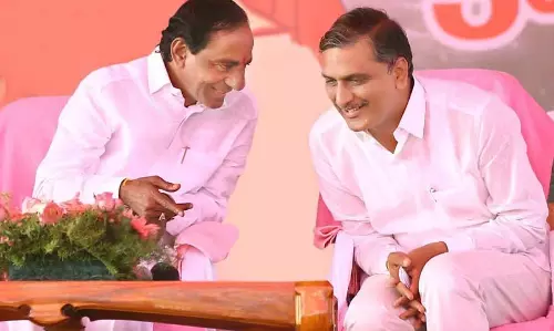 के चंद्रशेखर राव-टी हरीश ने कलेश्वरम पर आदेश रद्द करने के लिए Telangana HC का रुख किया के चंद्रशेखर राव-टी हरीश ने कलेश्वरम पर आदेश रद्द करने के लिए Telangana HC का रुख किया