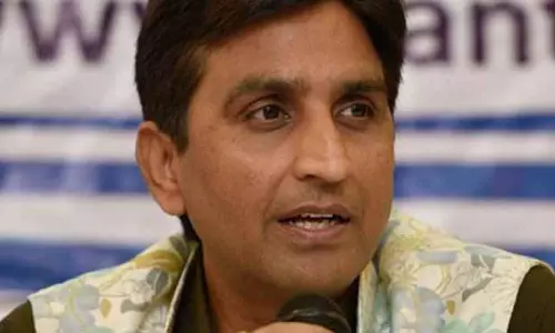 मुकेश खन्ना के बाद कुमार विश्वास ने सोनाक्षी पर साधा निशाना, कांग्रेस ने दी प्रतिक्रिया मुकेश खन्ना के बाद कुमार विश्वास ने सोनाक्षी पर साधा निशाना, कांग्रेस ने दी प्रतिक्रिया