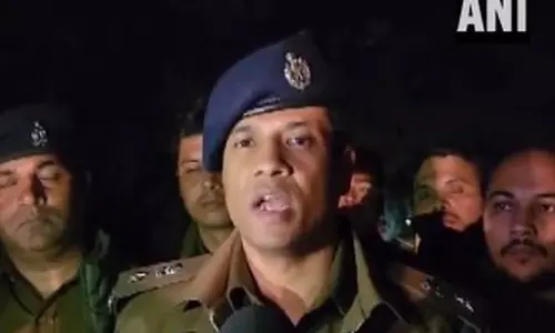 UP police ने बिहार सीमा के पास मुठभेड़ में लखनऊ बैंक डकैती मामले के आरोपियों को ढेर कर दिया