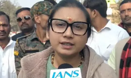 वन नेशन वन इलेक्शन: जेपीसी सदस्य बनने पर शांभवी चौधरी ने चिराग पासवान का आभार जताया वन नेशन वन इलेक्शन: जेपीसी सदस्य बनने पर शांभवी चौधरी ने चिराग पासवान का आभार जताया