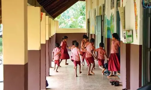 Kerala : केंद्र ने कहा कक्षा 5 और 8 के छात्रों के लिए सभी पास नहीं Kerala : केंद्र ने कहा कक्षा 5 और 8 के छात्रों के लिए सभी पास नहीं