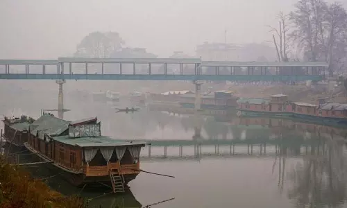 Jammu: कश्मीर के ऊंचे इलाकों में ताजा बर्फबारी Jammu: कश्मीर के ऊंचे इलाकों में ताजा बर्फबारी