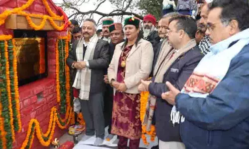 शिक्षा के बुनियादी ढांचे को बढ़ाने के लिए सरकार प्रतिबद्ध: Minister शिक्षा के बुनियादी ढांचे को बढ़ाने के लिए सरकार प्रतिबद्ध: Minister