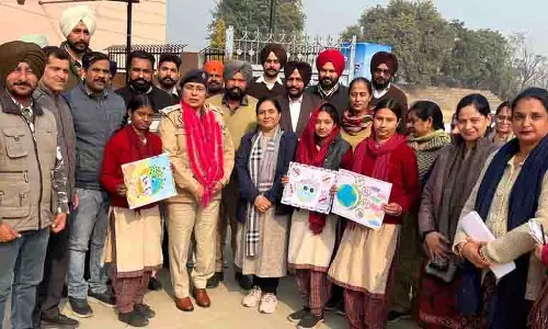 SPC योजना को बढ़ावा देने के लिए पुलिस ने कंगनवाल स्कूल के साथ हाथ मिलाया SPC योजना को बढ़ावा देने के लिए पुलिस ने कंगनवाल स्कूल के साथ हाथ मिलाया