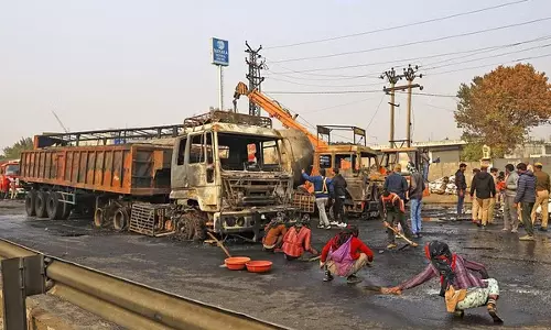 Jaipur: टैंकर चालक पुलिस के सामने पेश, एसआईटी करेगी पूछताछ