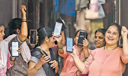 Maharashtra  में लड़की बहिन योजना के तहत सहायता का हस्तांतरण फिर से शुरू