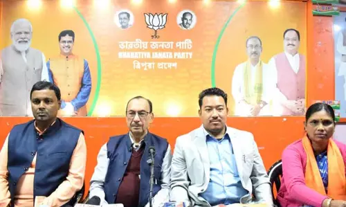 Tripura में भाजपा के मंडल समिति अध्यक्ष के रूप में 93 प्रतिशत से अधिक नए चेहरे चुने Tripura में भाजपा के मंडल समिति अध्यक्ष के रूप में 93 प्रतिशत से अधिक नए चेहरे चुने